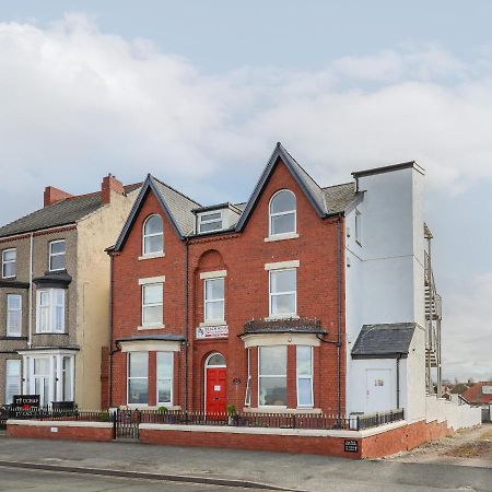 Ty Canol Rhyl Exterior foto