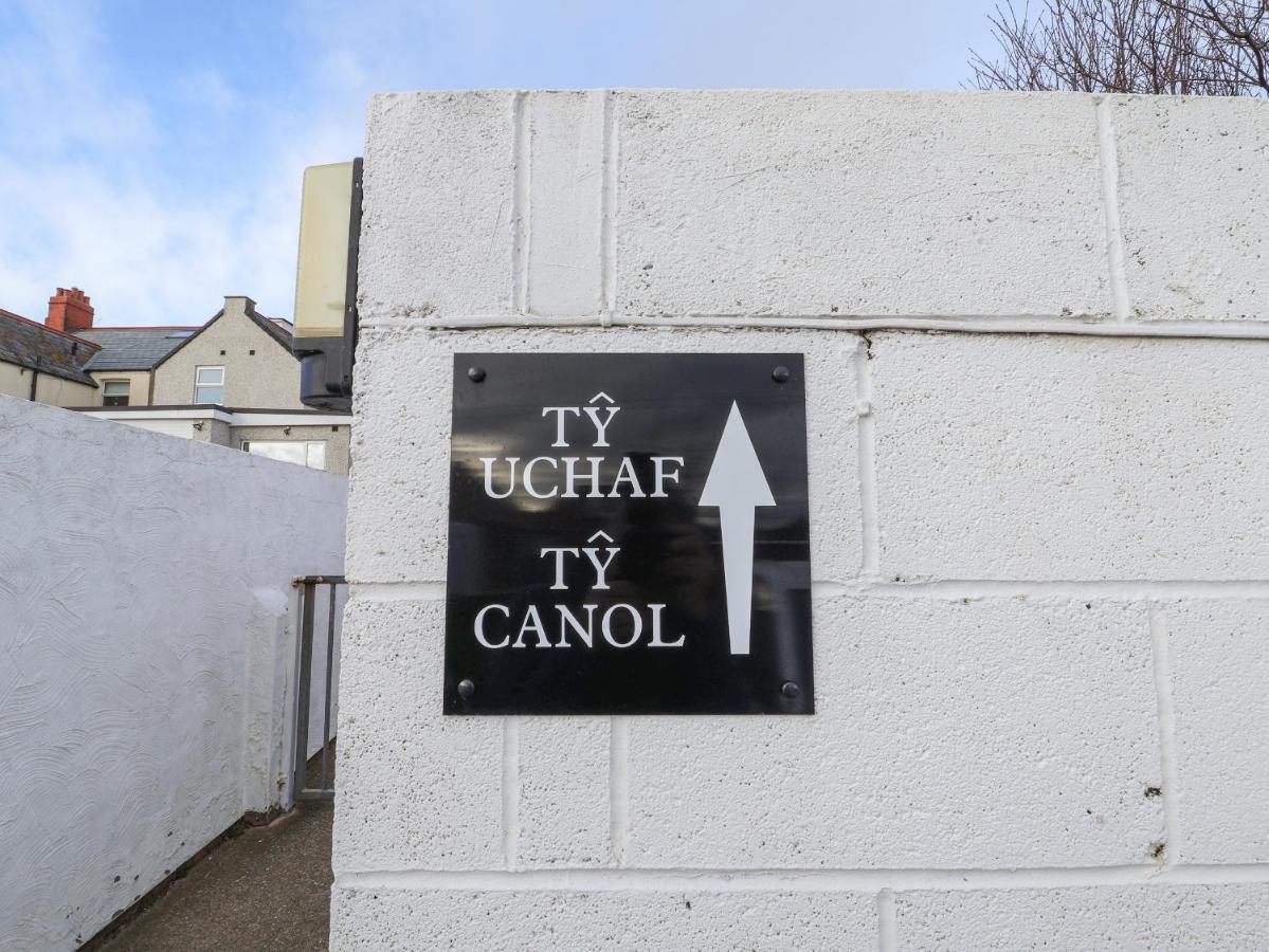 Ty Canol Rhyl Exterior foto